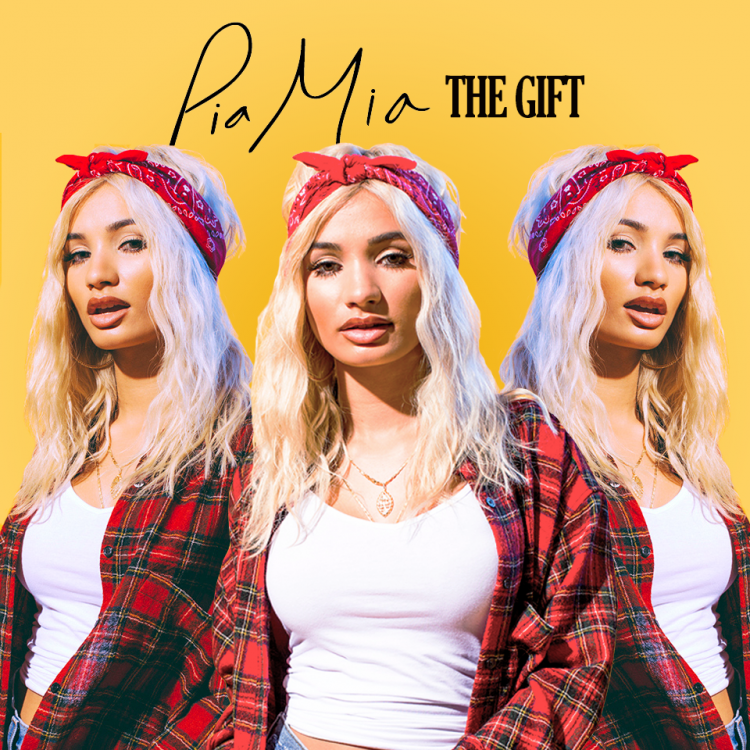 Pia Mia - The Gift.png