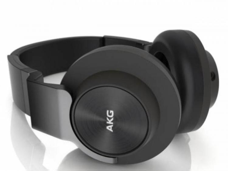 AKG_K545(blk) headphones.jpg