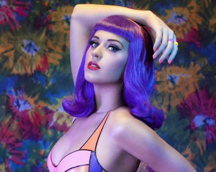 Katy Perry in Teenage Dream Promo Photoshoot (1).jpg